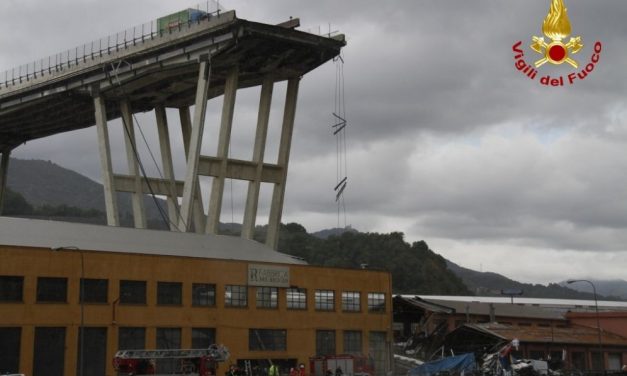 I problemi dei pendolari per raggiungere Genova dopo il crollo del ponte Morandi