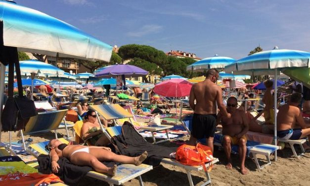 Il ferragosto di un tortonese in una Diano Marina affollata come non mai e le sue disavventure….