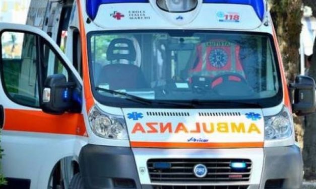 Due incidenti stradali ad Alessandria con tre feriti: davanti alla stazione e alla frazione Lobbi