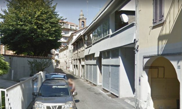 Fiamme in un appartamento in via Mirabello a Tortona, inagibile la casa, recuperati i 6 gatti