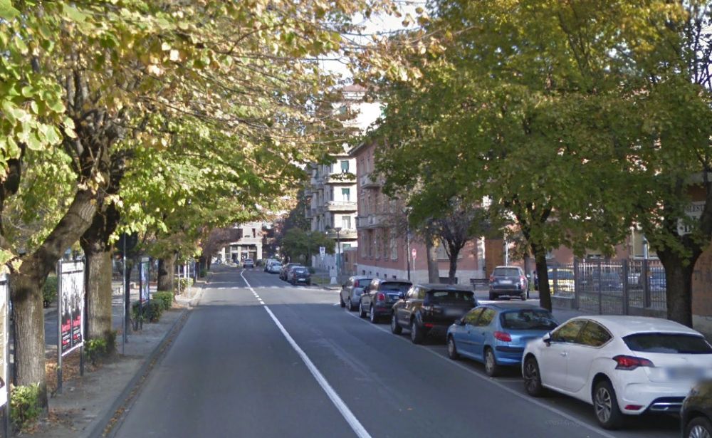 Preoccupazione a Tortona per assembramenti vicino alla palestra Bianca