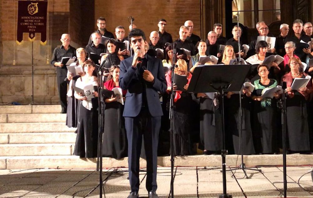 Un successo il concerto dei Tortonesi in scena a Pavia con la corale pavese. Le immagini