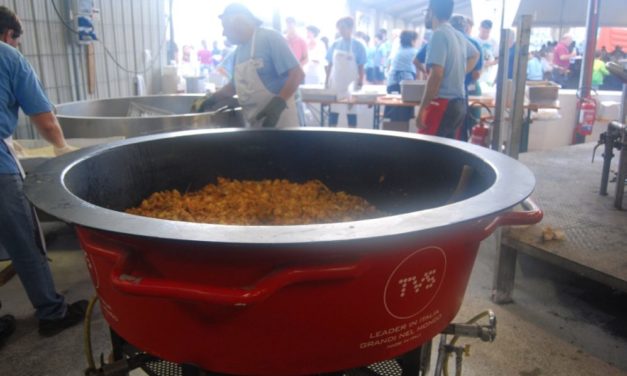 Trasferta a Conio per “Battistina” la pentola del Comitato di San Giovanni di Imperia