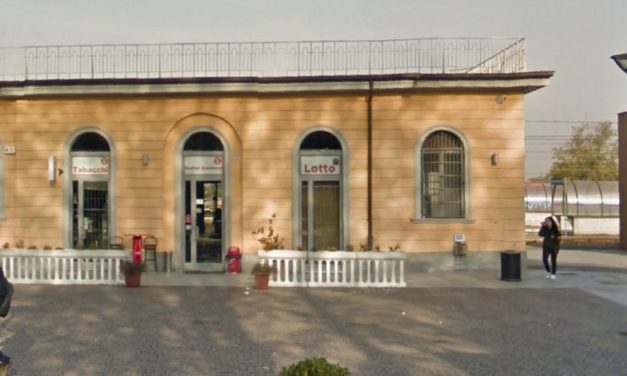 A Tortona un ubriaco di 33 anni molesta le cameriere del bar della stazione
