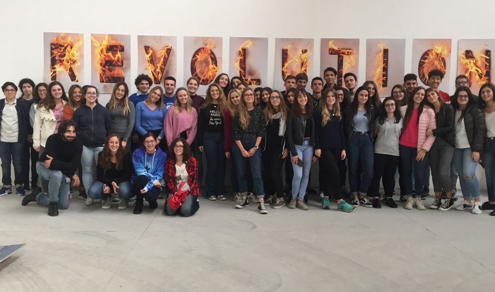 Gli studenti del Liceo Peano di Tortona affinano la cultura visitando la mostra “Il Sesto Stato”