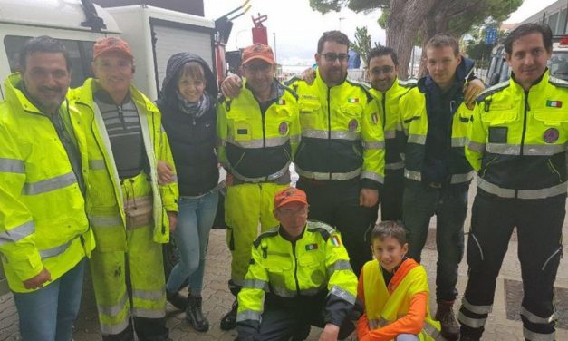 Tanto lavoro, dopo il maltempo, per la Protezione Civile di San Bartolomeo al mare. Le immagini