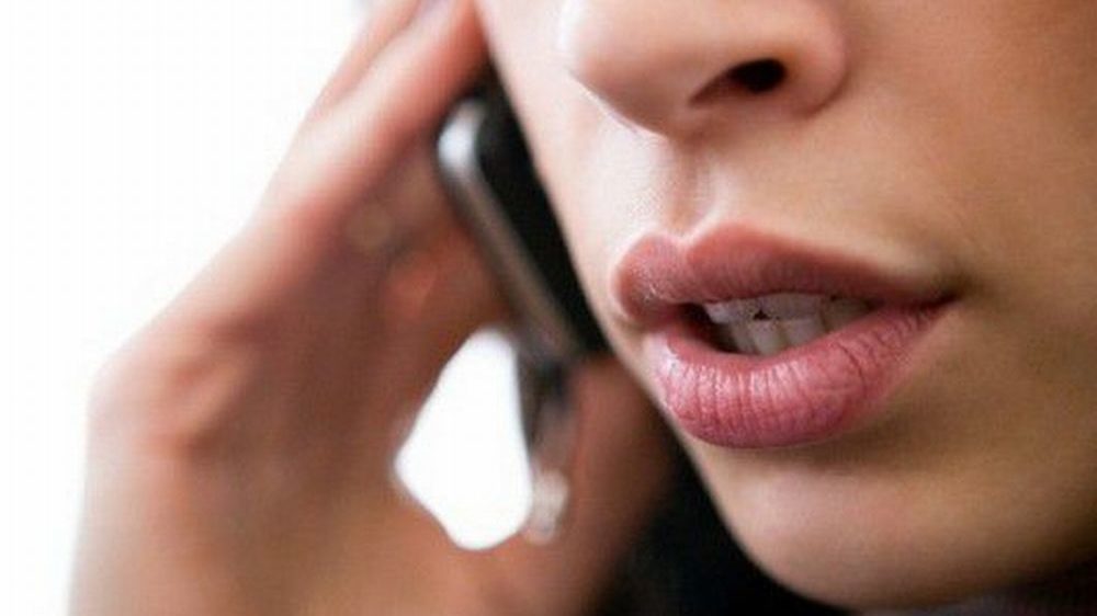 Un cinese residente a Viguzzolo ruba uno smartphone a una donna