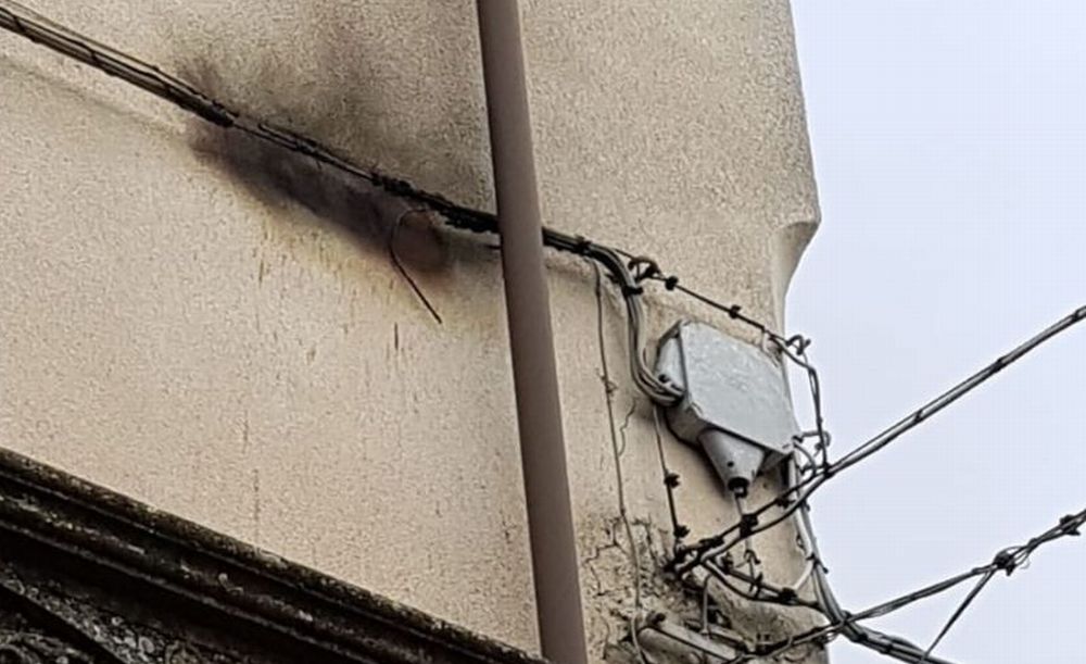 A Montemarzino 12 ore senza energia elettrica per un guasto. L’Enel non arriva e si usano le candele