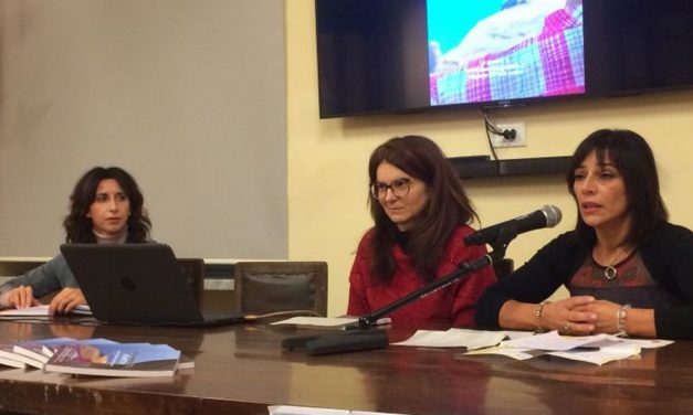 Buon successo alla Biblioteca di Tortona per il libro di Debora Bergaglio “Il viaggio dentro”