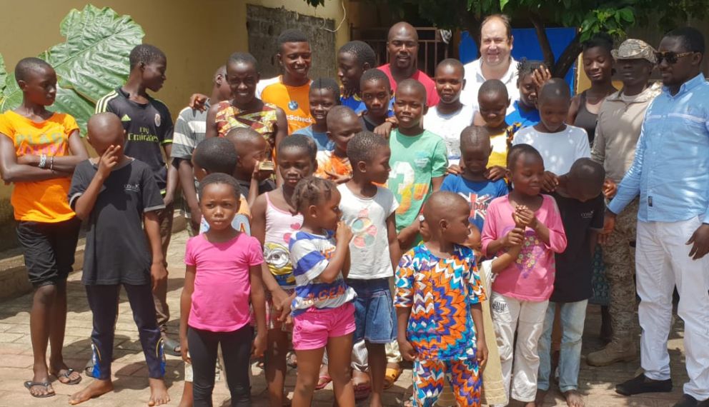 Venerdì 30 a Ceriana, cena di beneficenza con Menu Toscano per sostenere la scolarizzazione dei bambini dell’orfanotrofio di Conakry