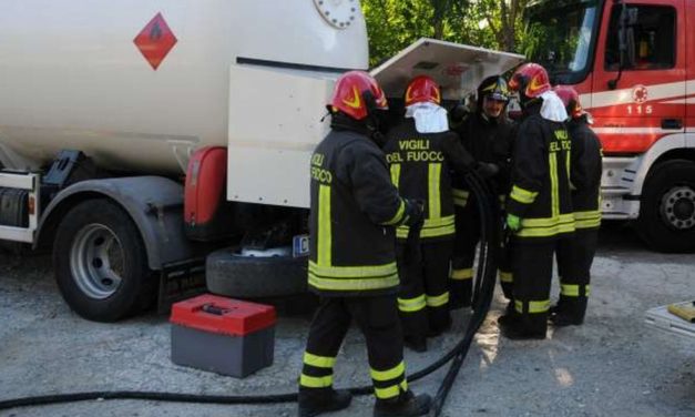 Grave incidente sul lavoro a Viguzzolo: esplode il serbatoio di un camion, due operai in fin di vita