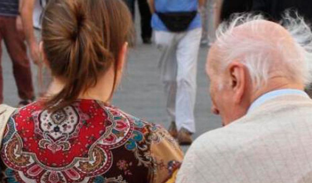 Ad Alessandria una donna rom adesca sui Social e narcotizza e rapina un anziano