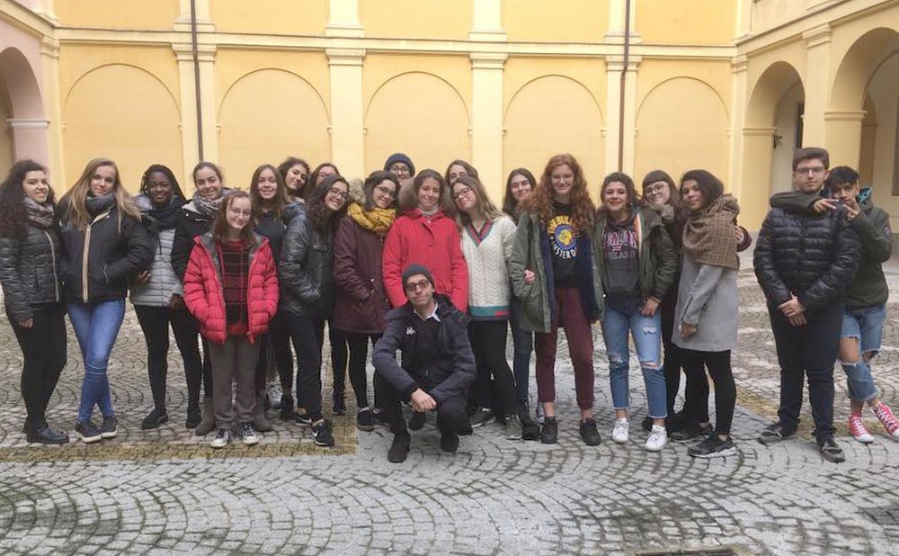 Il Liceo “Peano” di Tortona e la rete didattica “Una storia per caso”