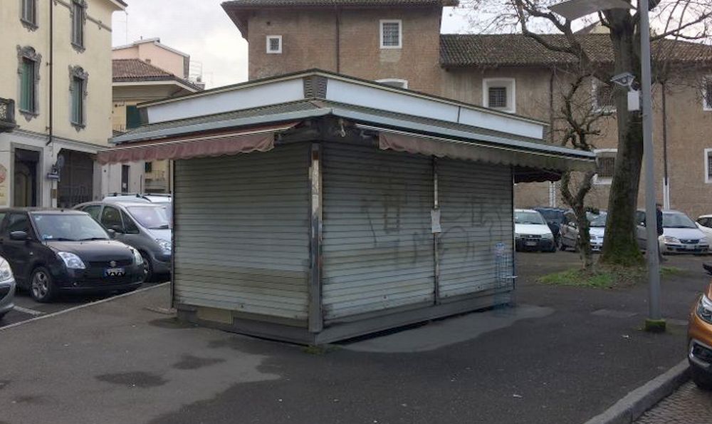 A Tortona ha chiuso l’ennesima edicola, i giornali cartacei e i fumetti destinati a scomparire?