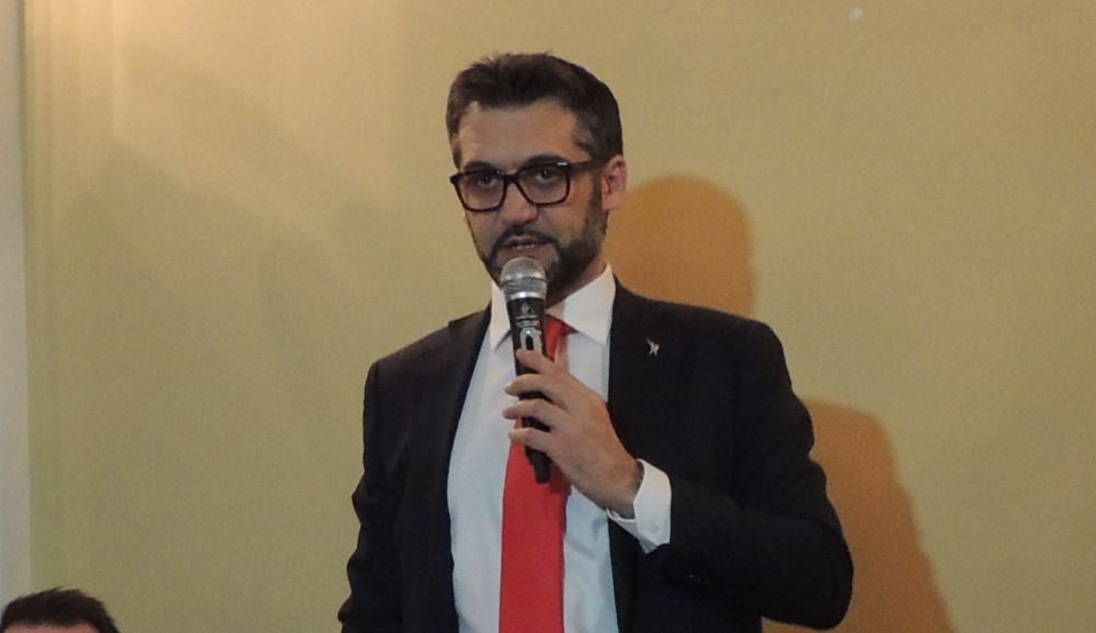 In piena campagna elettorale si vara la nuova raccolta dei rifiuti, perché? Chiodi: “Va impedita”