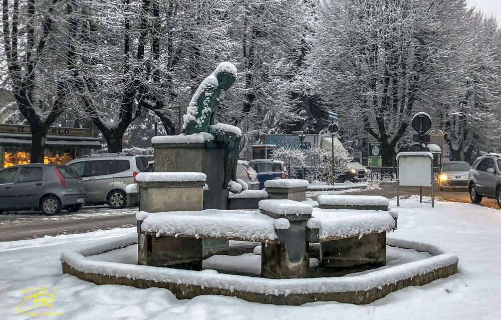 C’è Oggi Tortona: aspettando che smetta di nevicare. Di Luigi Bloise