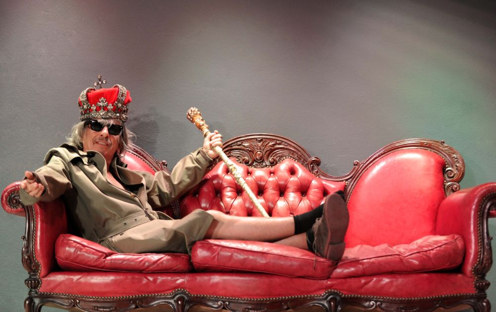 Sabato al Teatro Civico di Tortona arriva Paolo Rossi con “Il Re anarchico”