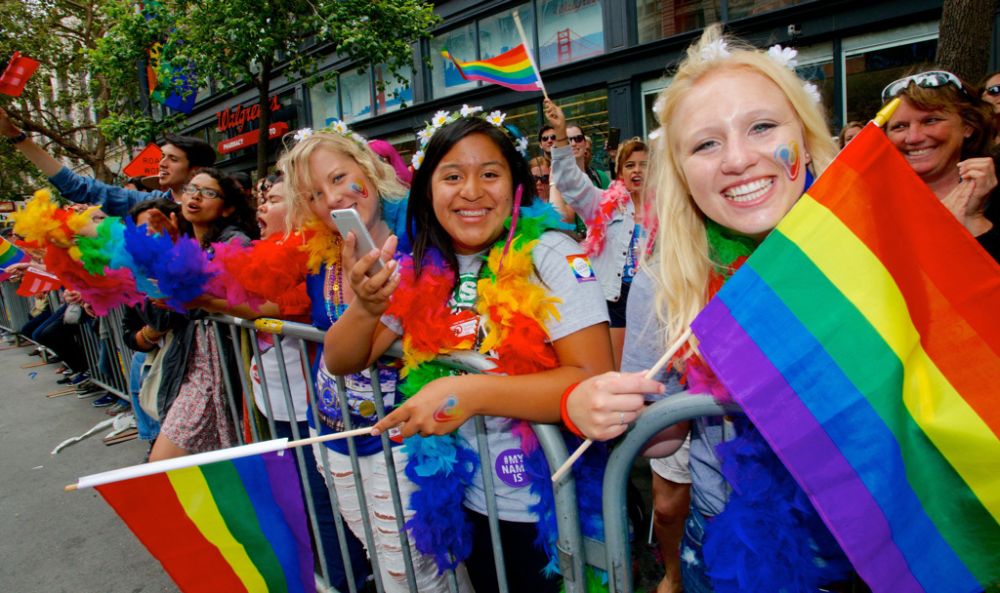 Gay pride ad Alessadria, dov’è andata a finire la famiglia tanto sbandierata dalla Lega?