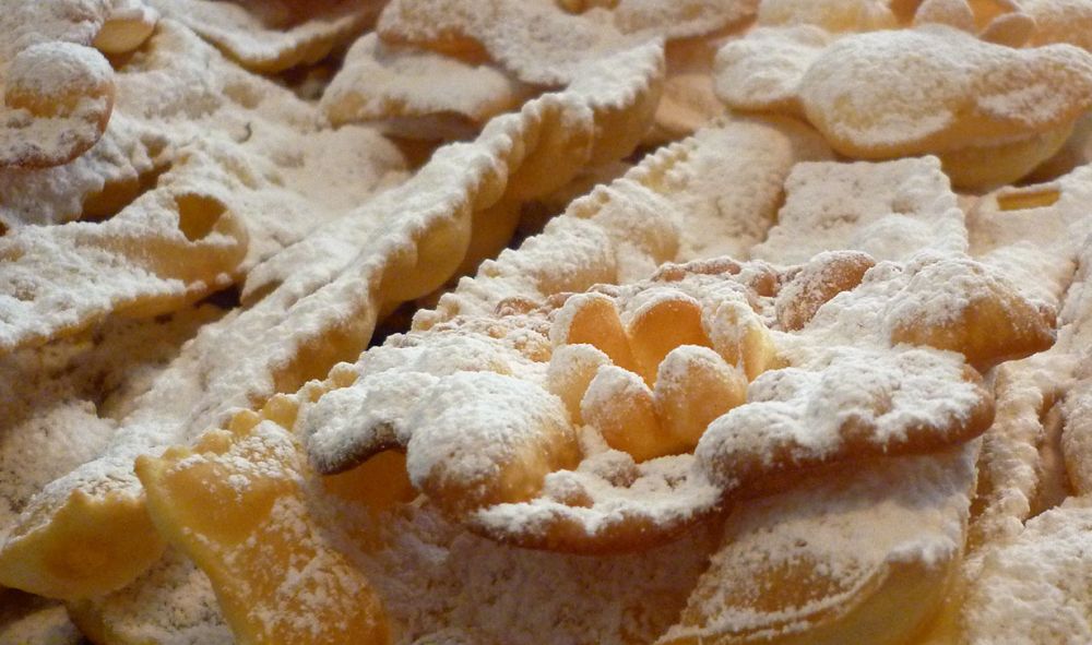 Carnevale, boom di dolci. E torna il fai da te casalingo per 4 famiglie su 10
