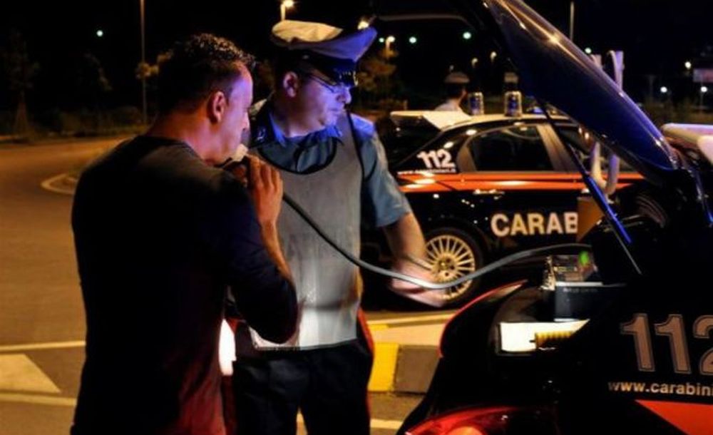 I Carabinieri di Bassignana fermano un giovane che guida ubriaco e lo denunciano