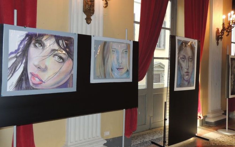 Inaugurata una mostra sulla Donna a Tortona con opere di Monachello