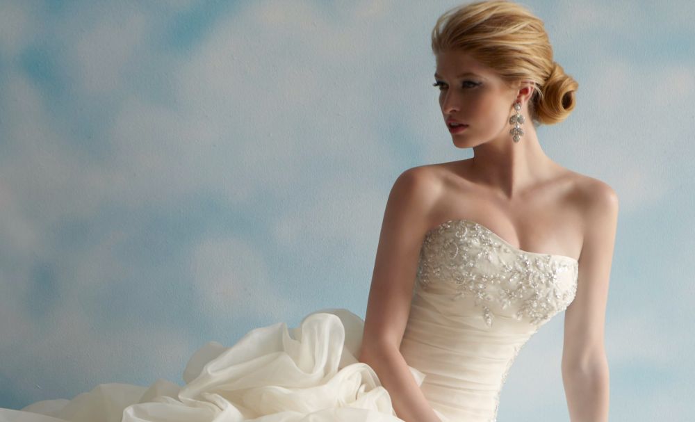 Personaggi Alessandrini: le sarte e il preludio della macchina da cucire dei fratelli Tartara