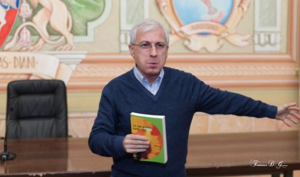 La vita dei tortonesi nel nuovo libro di Angelo Bottiroli: “Storie”