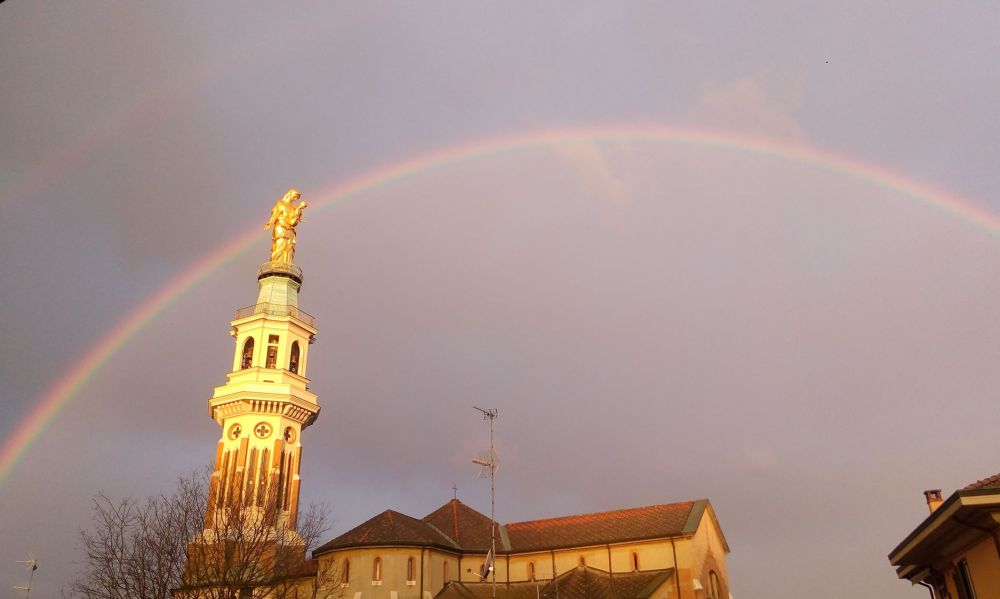 C’è Oggi Tortona: uno splendido arcobaleno immortalato da Giusy Dell’Aquila