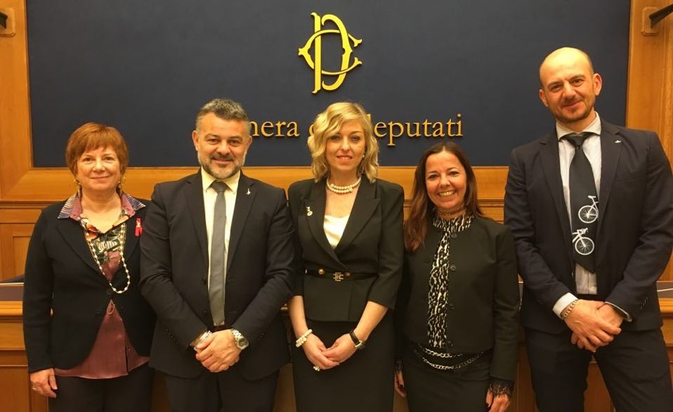 Da Cinzia Lumiera di Alessandria parte una proposta di legge a favore di donne in gravidanza o con bambini fino a due anni