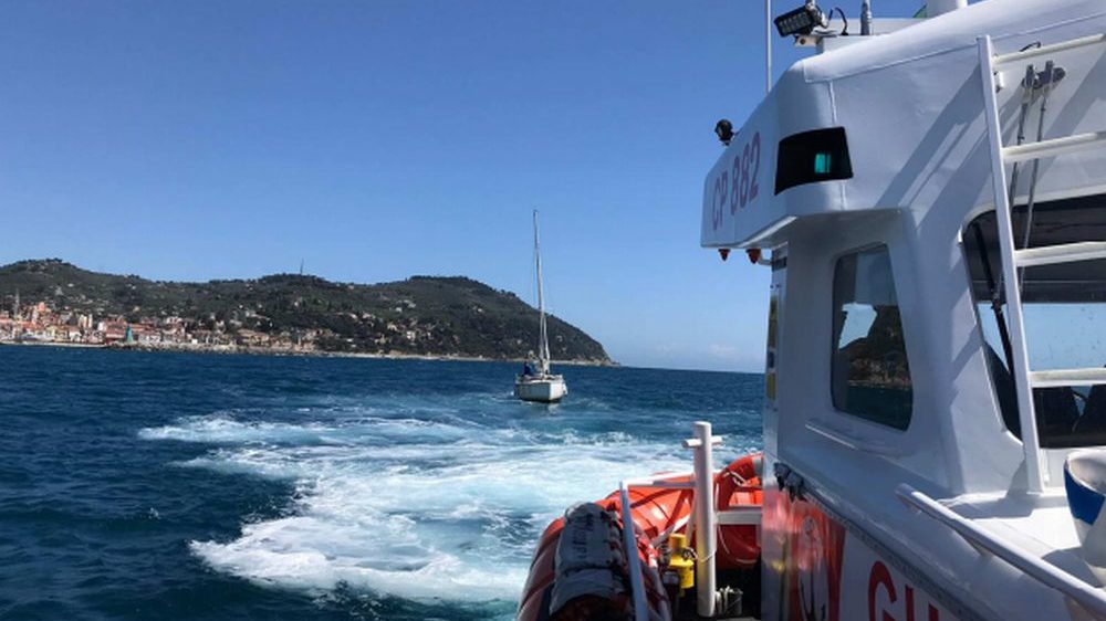 Tanti interventi della Guardia costiera di Imperia nel primo week end di Agosto