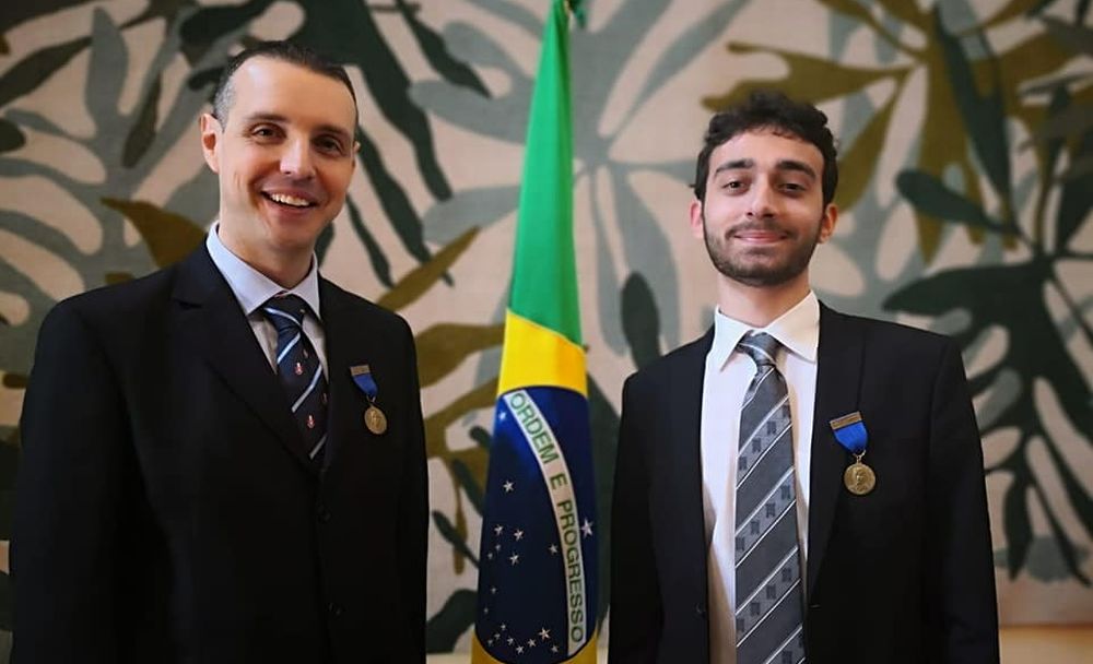 I tortonesi Matteo Leddi e Corrado D’Andrea unici civili insigniti a Roma della medaglia dell’esercito brasiliano