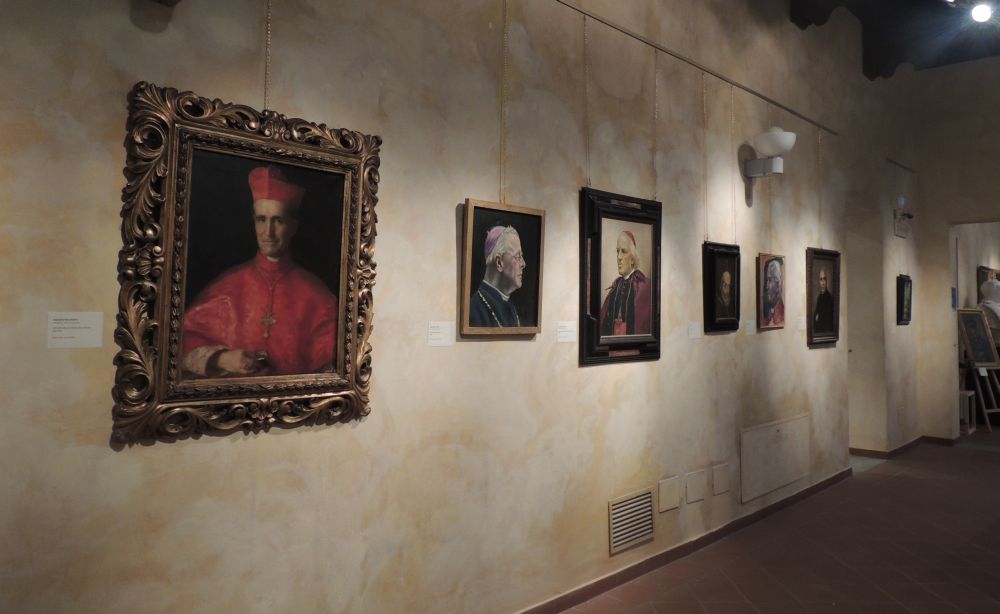 Per la prima volta a Tortona esposti quadri della Pinacoteca Comunale chiusa al pubblico. Le immagini