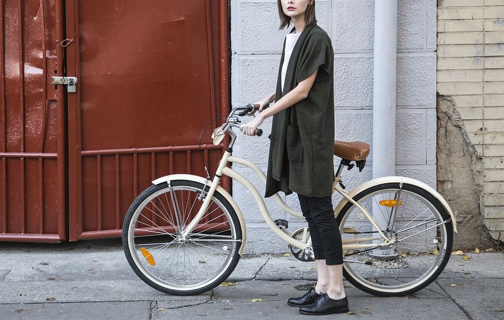 Alessandria promuove la mobilità in bicicletta con manifesti e…