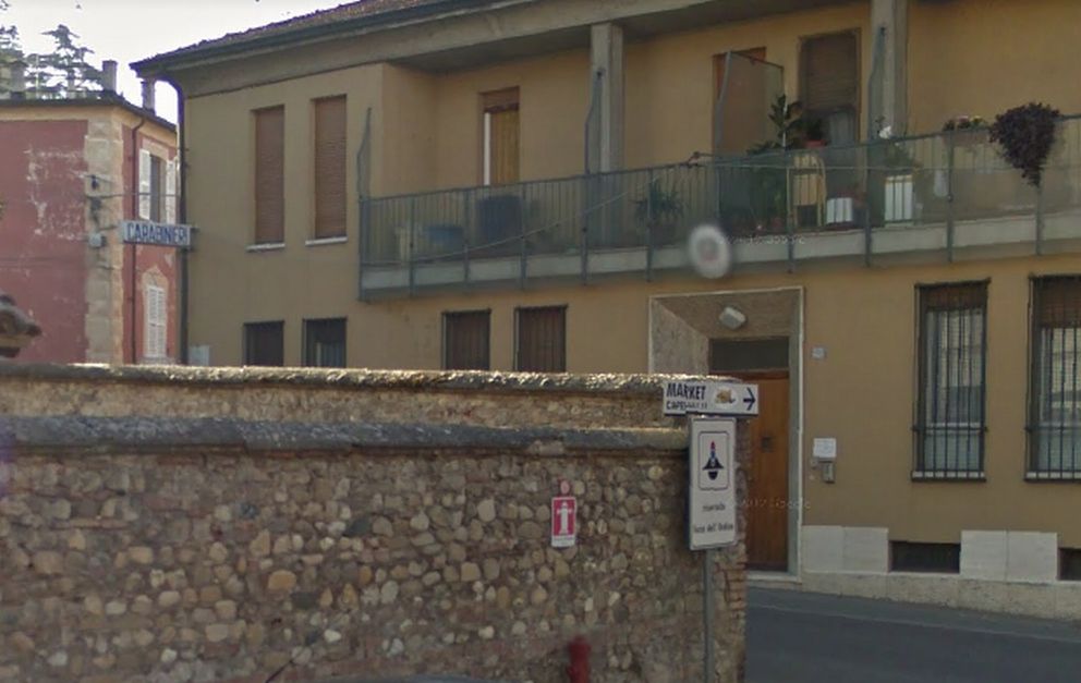 Villalvernia, moglie e figli tornano al paese, il marito si arrabbia e denuncia la consorte