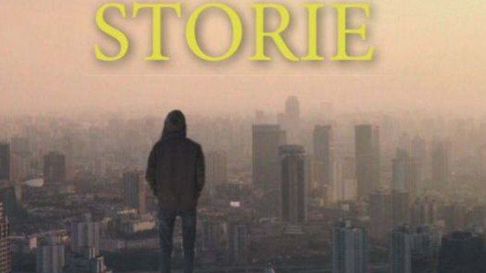 Giovedì a Voghera negozi aperti, festa e omaggio di tre racconti del libro “Storie”