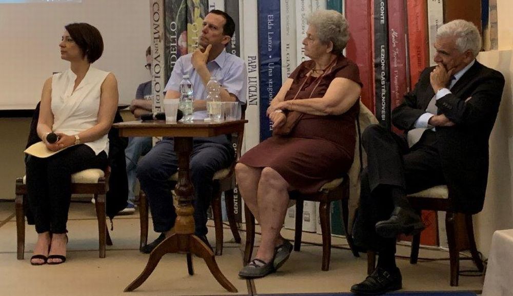 A Castelnuovo Scrivia Delconte ha presentato il libro “L’asterisco giuridico” con musica e interventi di rilievo