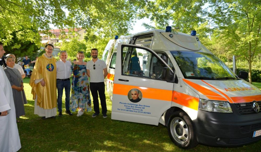 Autorità e tanta gente per una festa molto sentita al Piccolo Cottolengo di Tortona. Le immagini