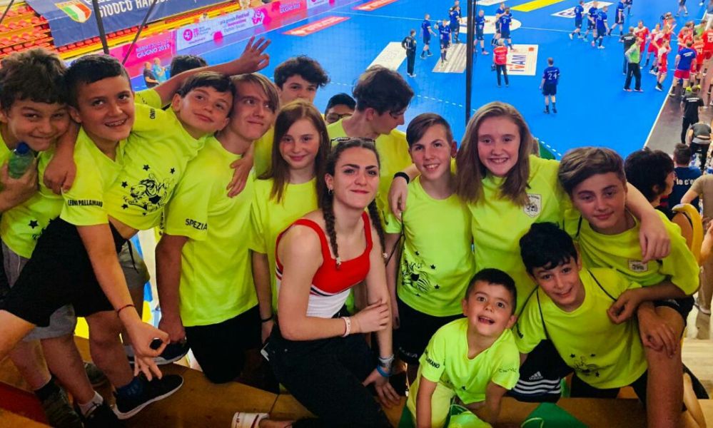 Bella esperienza dei giovani della Leoni Pallamano Tortona in Lombardia