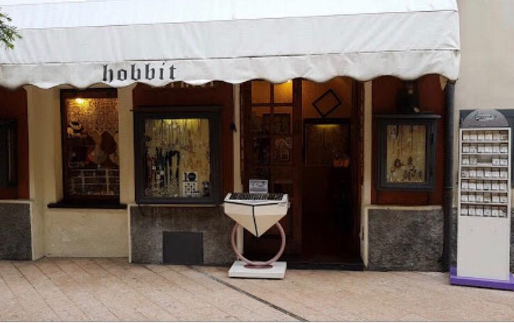 Lo Hobbit di Diano Marina, chiude dopo quasi 40 anni di onorata attività … e non per la crisi!