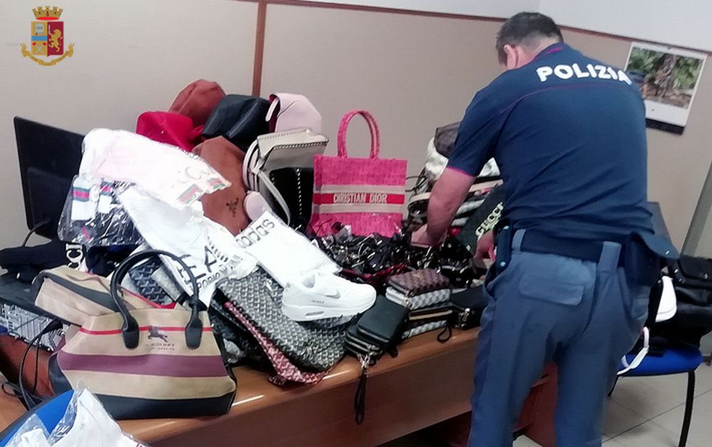 Ventimiglia. Intensificate le misure di contrasto all’abusivismo commerciale