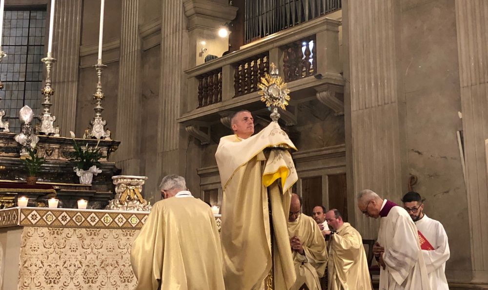 A Tortona il Vescovo Vittorio Viola ha celebrato il Corpus Domini