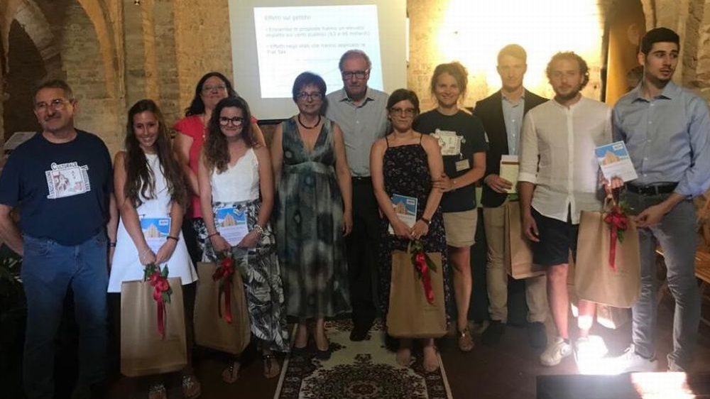 Sei giovani neo laureati di Viguzzolo hanno illustrato le loro tesi agli abitanti del paese