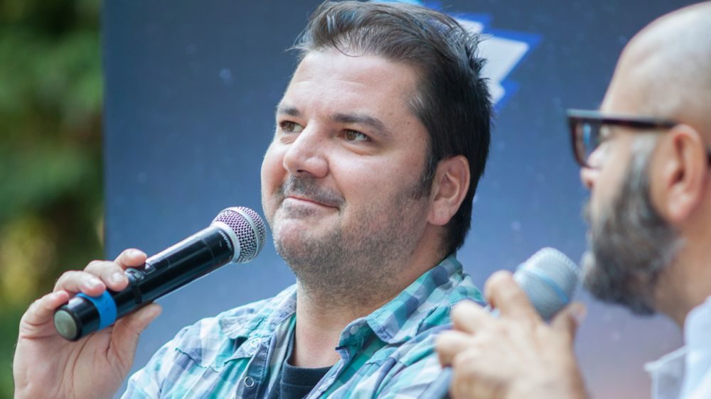 Sabato 13 luglio a Imperia Alberto Schiavone con il suo ultimo romanzo Dolcissima abitudine