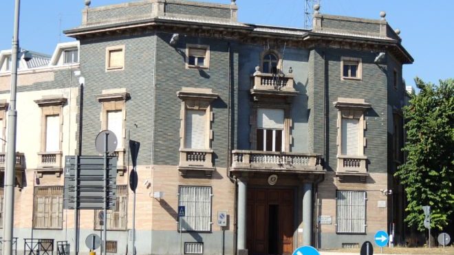 Pontecurone, tenta di ammazzare un uomo di fronte a due bambine sparando con una pistola, arrestato