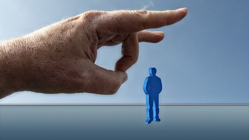 Sei un delegato sindacale? Non parli arabo? Licenziato dall’Outlet di Serravalle un neo papà