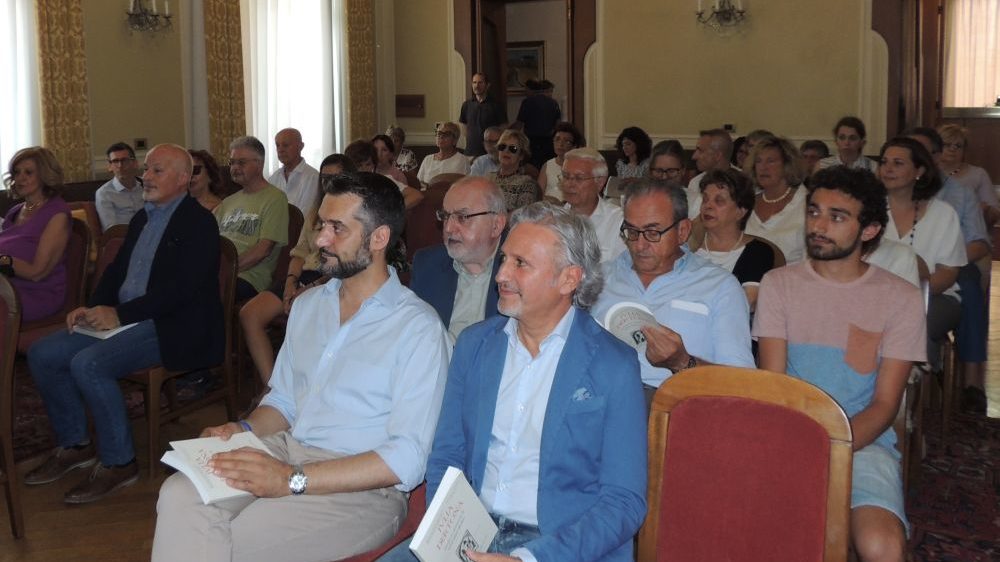 Già nel 1700 Tortona aveva il problema dei barboni e della ludopatia. Risulta nel nuovo annuario della Pro Julia Dertona presentato ieri