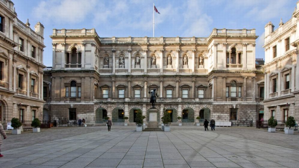 Al chiostro del seminario di Tortona un concerto gratuito dei cantanti della Royal Academy di Londra