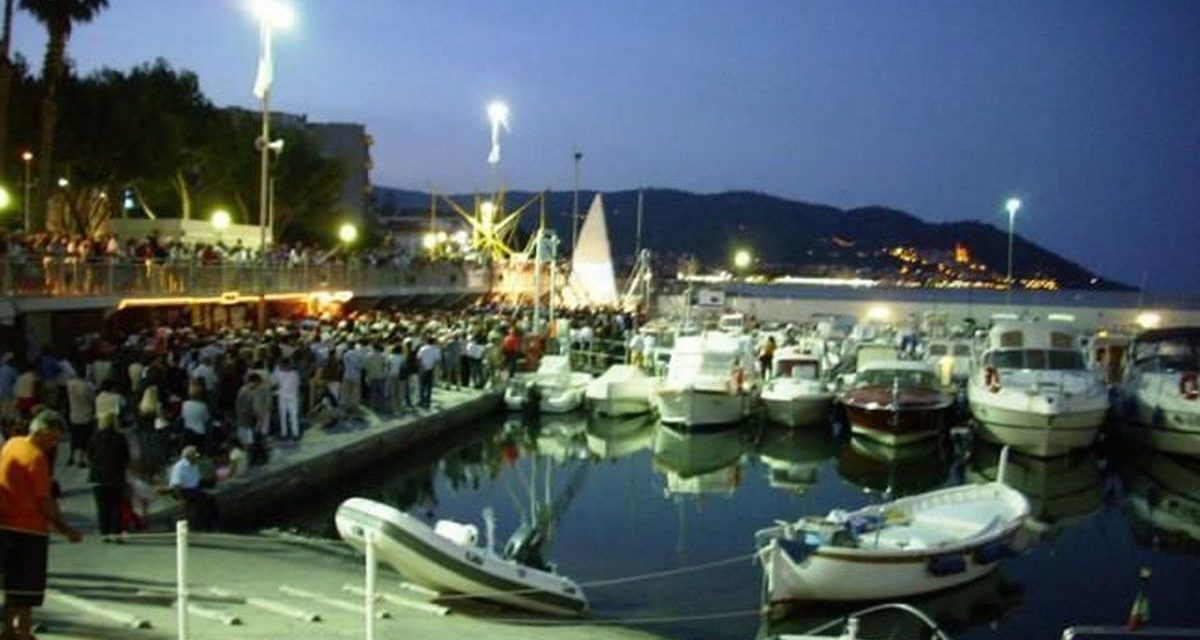 Festa patronale oggi a Diano Marina: in serata anche la processione in mare con omaggio subacqueo alla Madonna Stella Maris