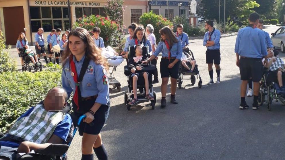 Gli Scout di Salerno hanno vissuto per tre giorni al Piccolo Cottolengo di Tortona, aiutando chi ha bisogno