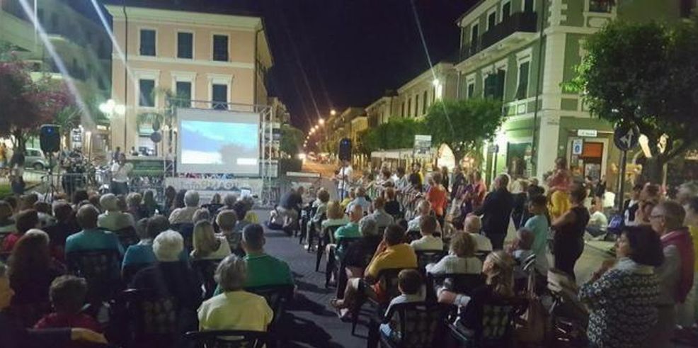 Niente assembramenti, Diano sottomarina va su Youtube e non più dal vivo